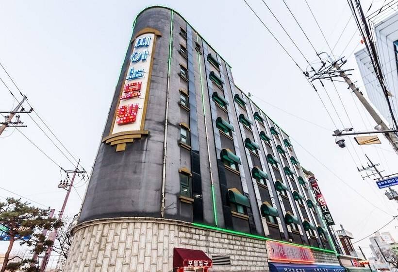 모텔 Suwon Piano