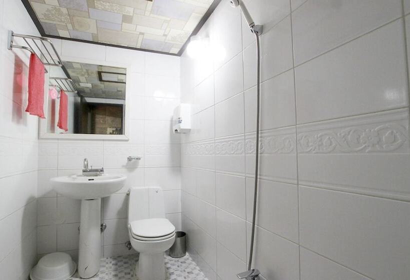 מוטל Ulleung Hwangje