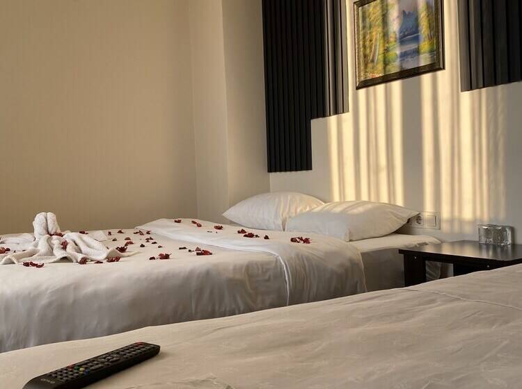 Old City Hotel 28 Room