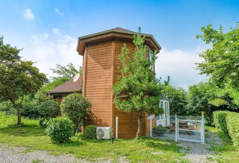 Paju Sugavill Agyeon Dongban Pension