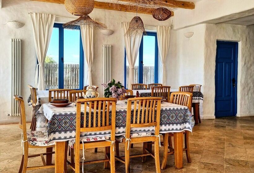 Пансион 5 Chirpici - Small Traditional Resort