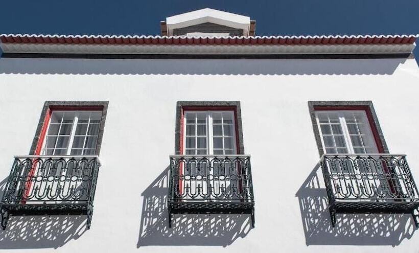 بنسيون Azorean Urban Lodge