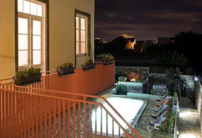 بنسيون Azorean Urban Lodge