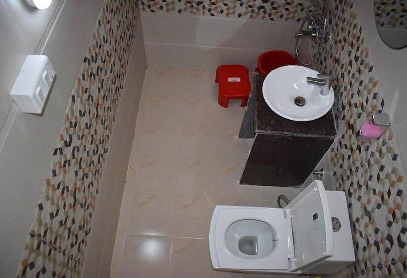 بنسيون Camp Cedar