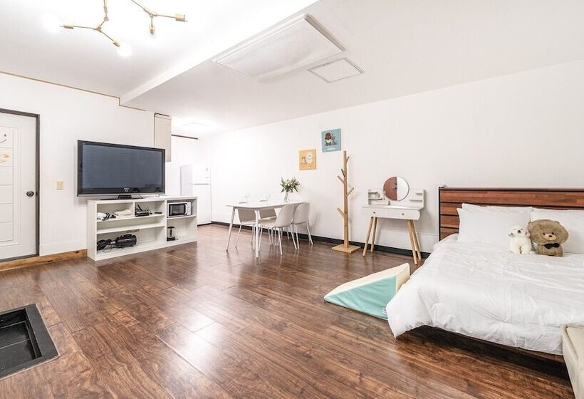 بنسيون Chuncheon Dogandstay