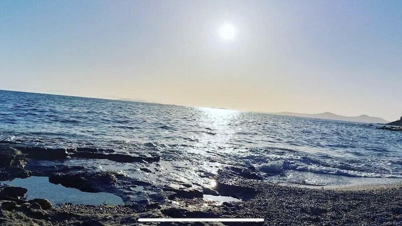 פנסיון Eco Studio Flat Kalyvia Thorikou, Greece