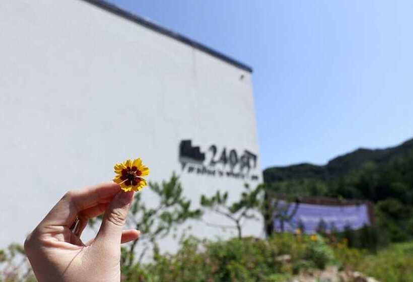 Pension (Hôtel basse catégorie) Gapyeong 240st Pool Villa