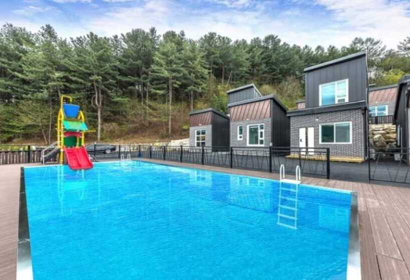 ペンション Gapyeong Dubai Dog Pool Villa