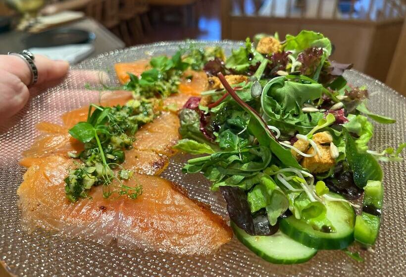 ペンション Gasthaus Kampenwand Bernau