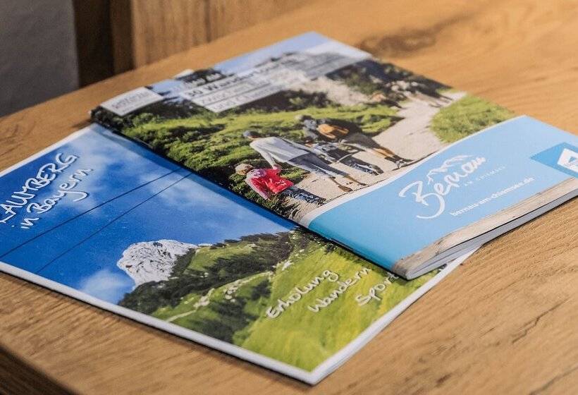 ペンション Gasthaus Kampenwand Bernau