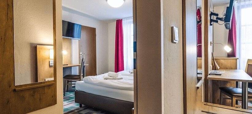 ペンション Gasthaus Kampenwand Bernau