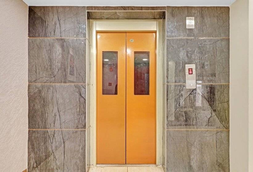 פנסיון Itsy Hotels G Square