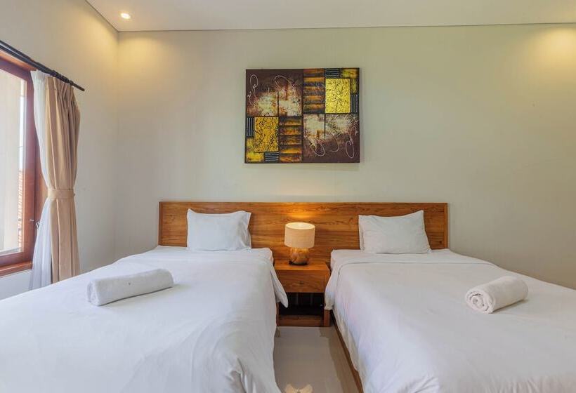 ペンション Komala Homestay By Ecommerceloka