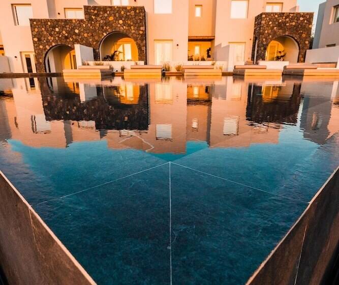 بنسيون Lilium Homes