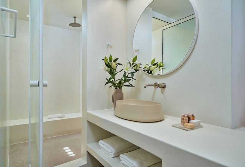 بنسيون Lilium Homes