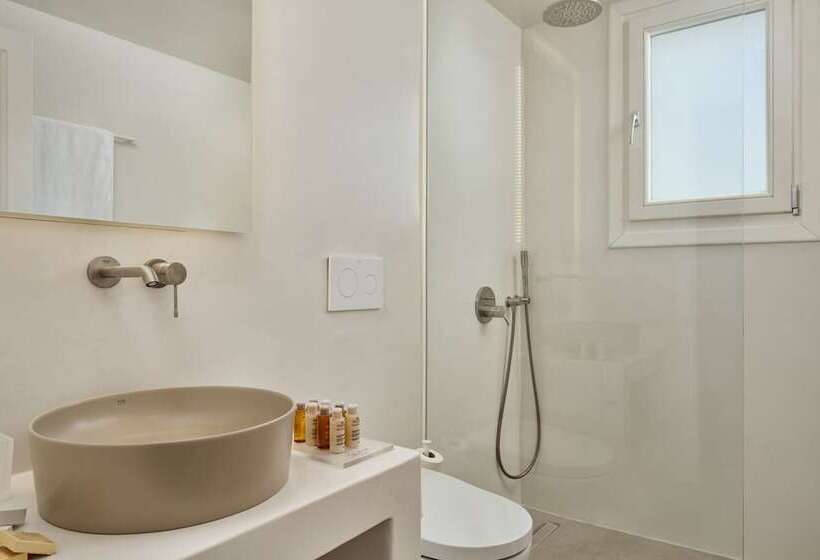 بنسيون Lilium Homes