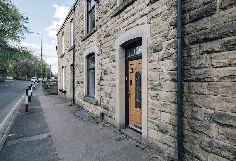 膳宿费 Luxury Town House