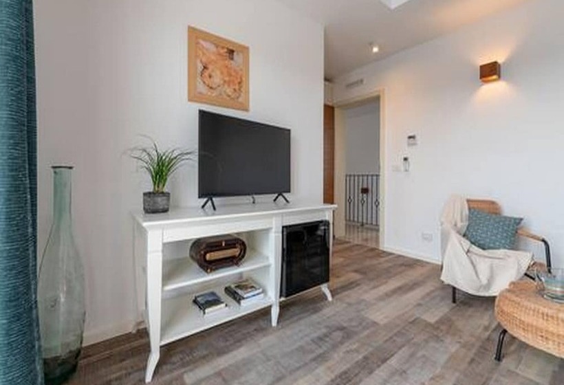 پانسیون Mamma Mia Luxury Rooms