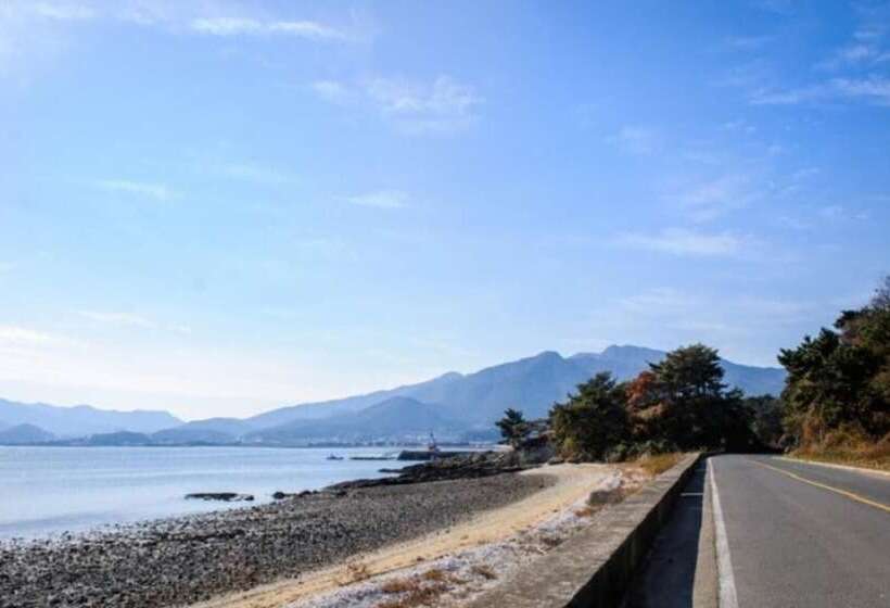 膳宿费 Namhae The King Glamping