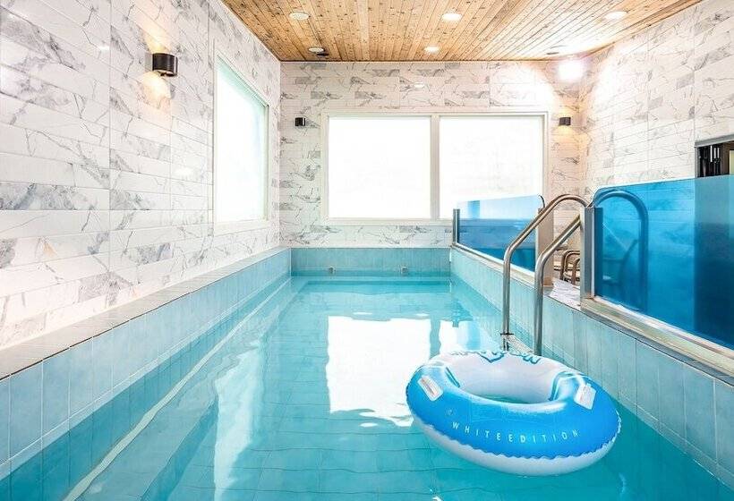 ペンション Namyangju Four Season Pool Villa