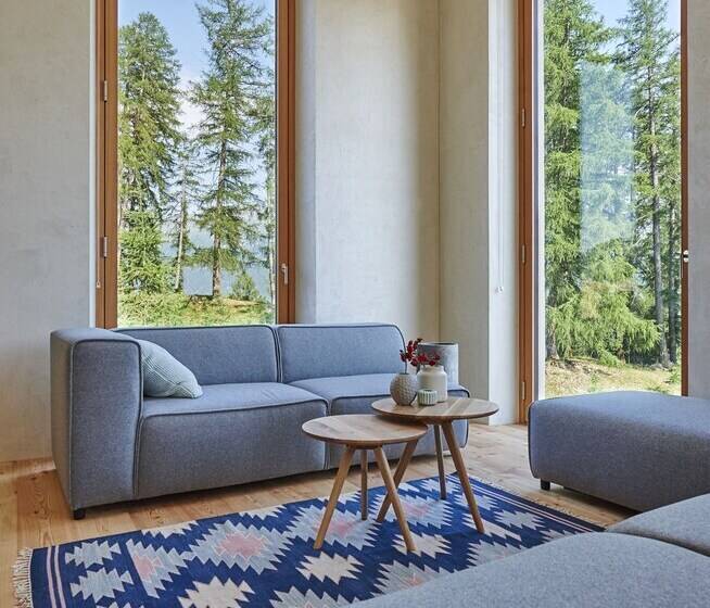 펜션 Pensiun Laresch