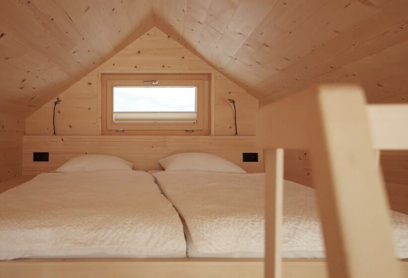 펜션 Pensiun Laresch