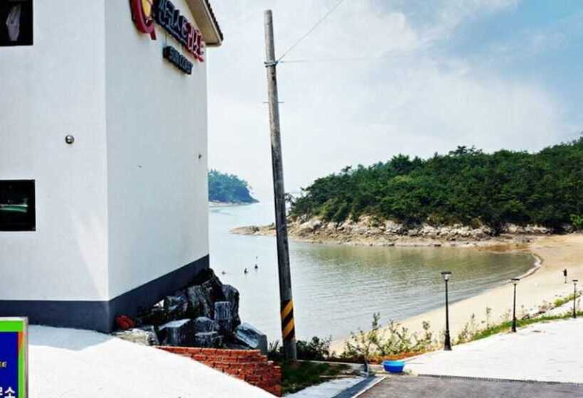 膳宿费 Sinan Sun Coast Resort