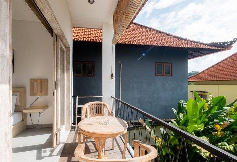 펜션 Suweta Homestay With Private Pool By Supala