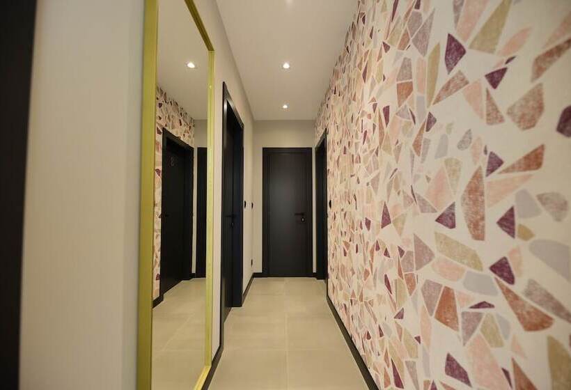 膳宿费 The Lion Rooms