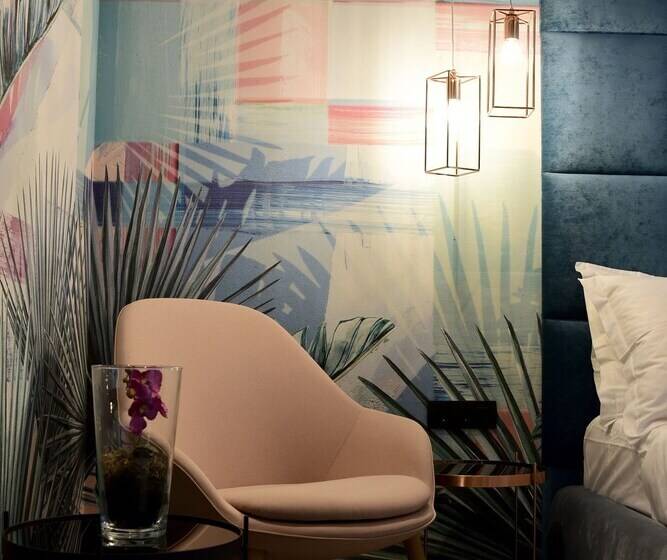 膳宿费 The Lion Rooms