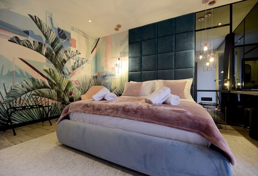 膳宿费 The Lion Rooms