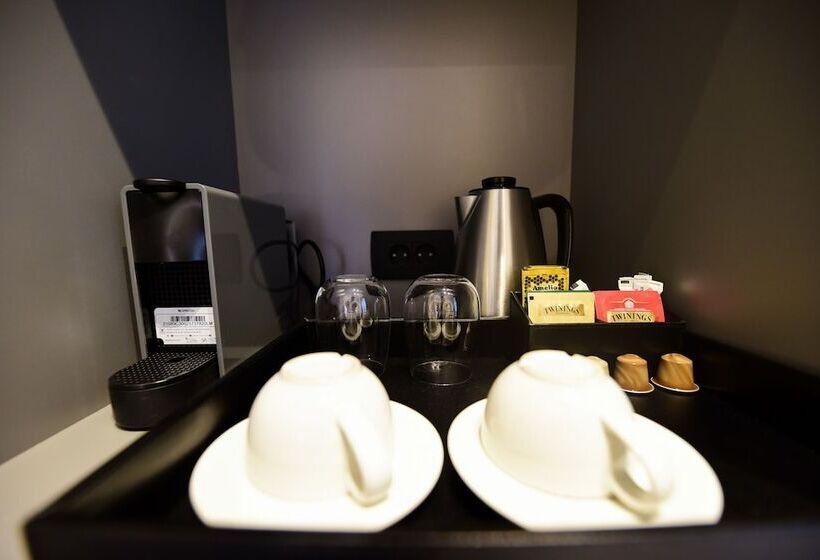 膳宿费 The Lion Rooms