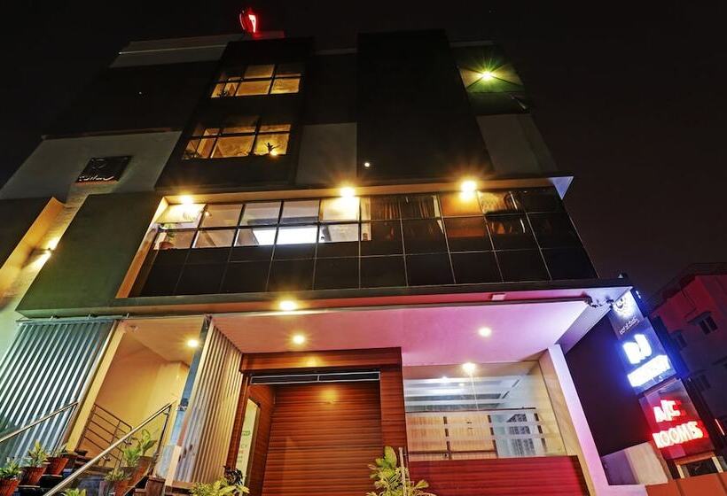 بنسيون Treebo Rj Residency