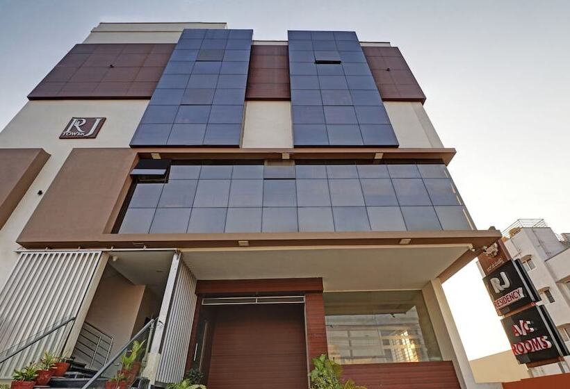 بنسيون Treebo Rj Residency