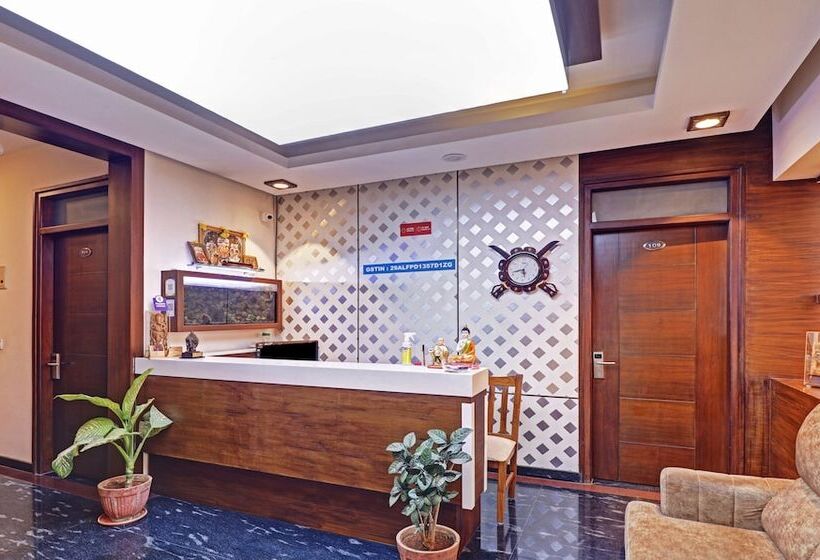 بنسيون Treebo Rj Residency