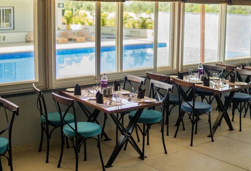 Playotel Resort Bhopal