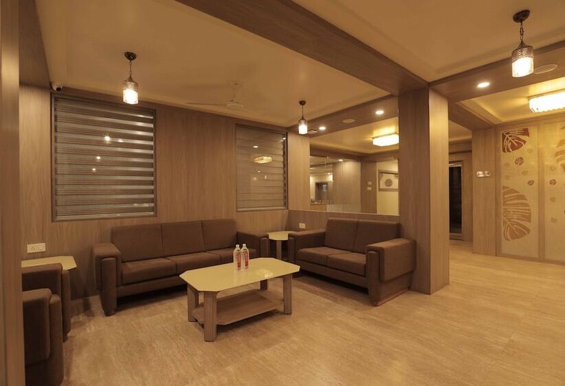 Pride Biznotel Gir Sasan