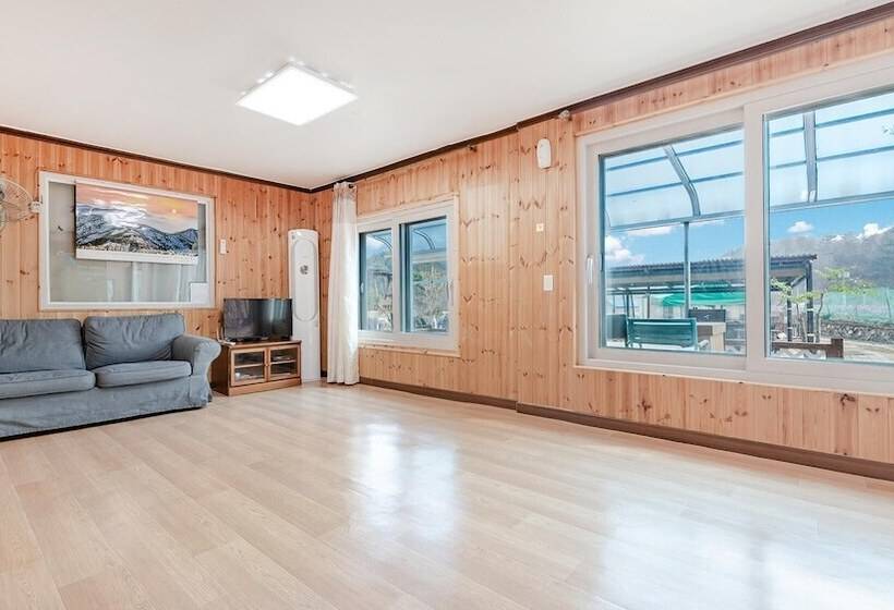 Samcheok Bongsuniunni Pension