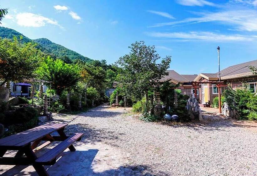 Samcheok Butnimne Pension