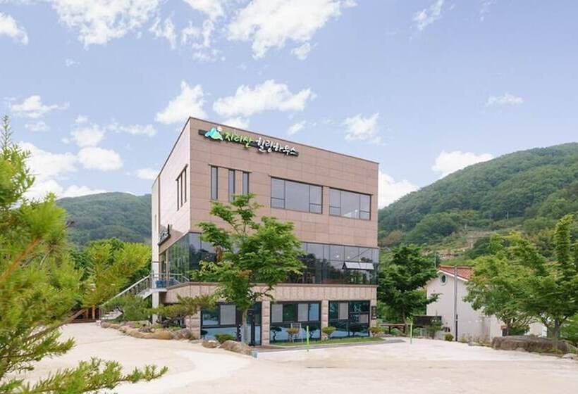 Sancheong Cheonrihyang Pension
