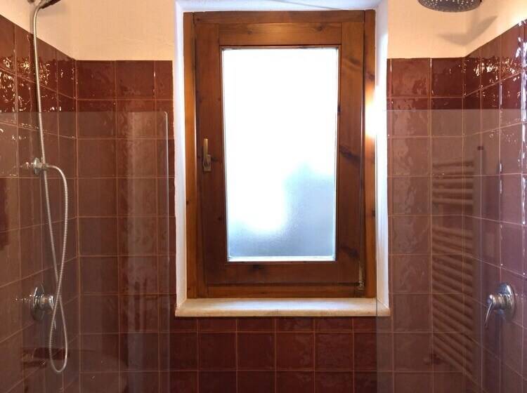 Unique Countryside Loft Room, Near Naples