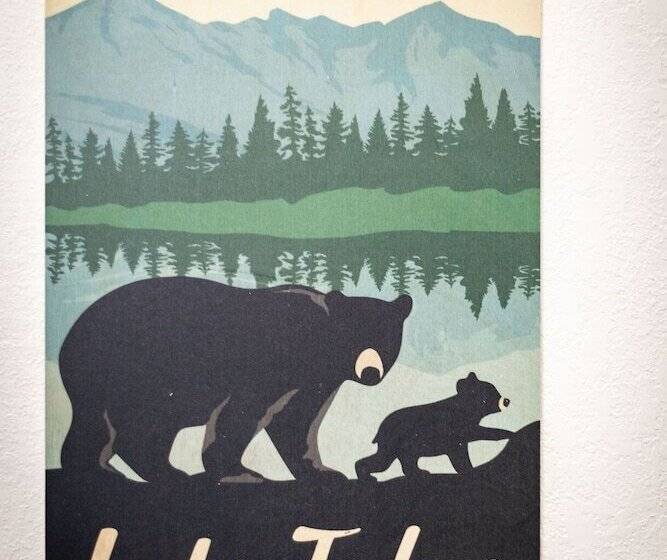 Whispering Pines Cabin   Family And Pet Friendly Abode