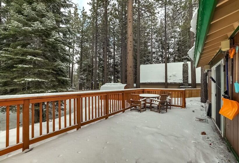Whispering Pines Cabin   Family And Pet Friendly Abode