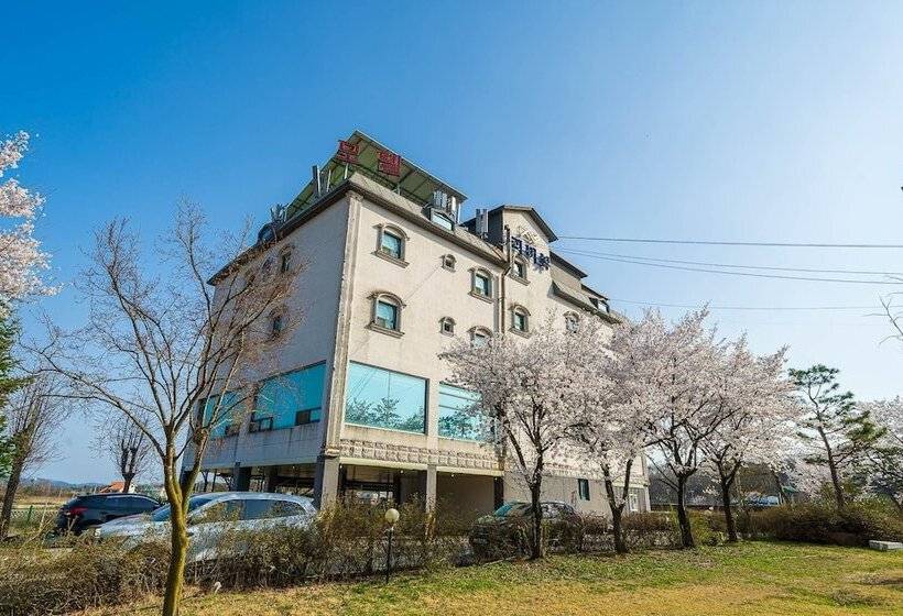 Yeoju Riverview Motel