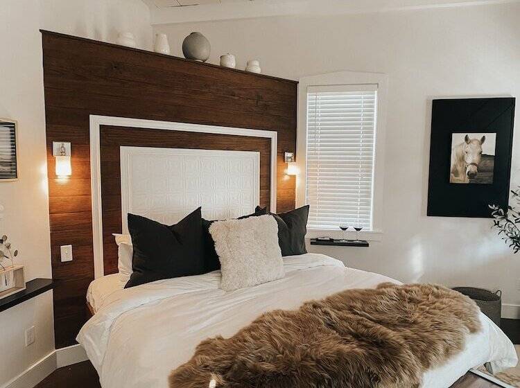 住宿加早餐  Hill Country Herb Garden