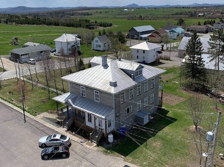 צימר L Ancien Presbytère De St Marcel
