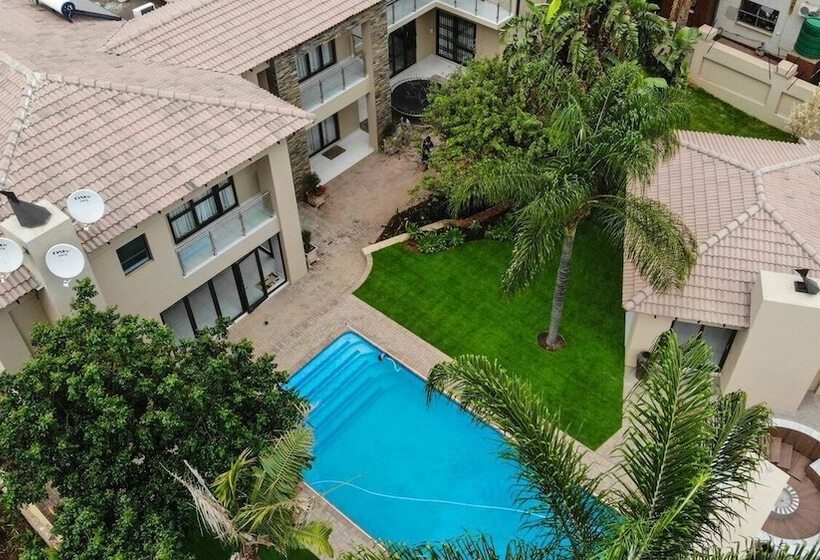 צימר Letsatsing Lodge