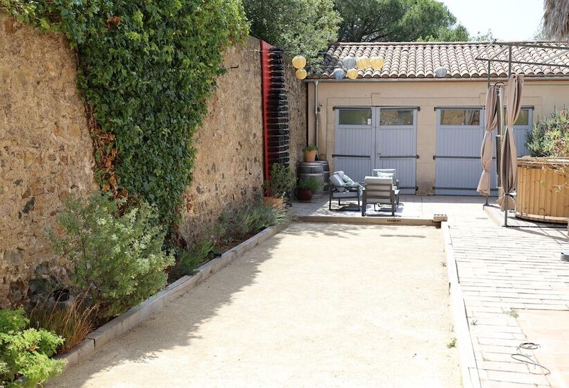مبيت وإفطار Maison Dix