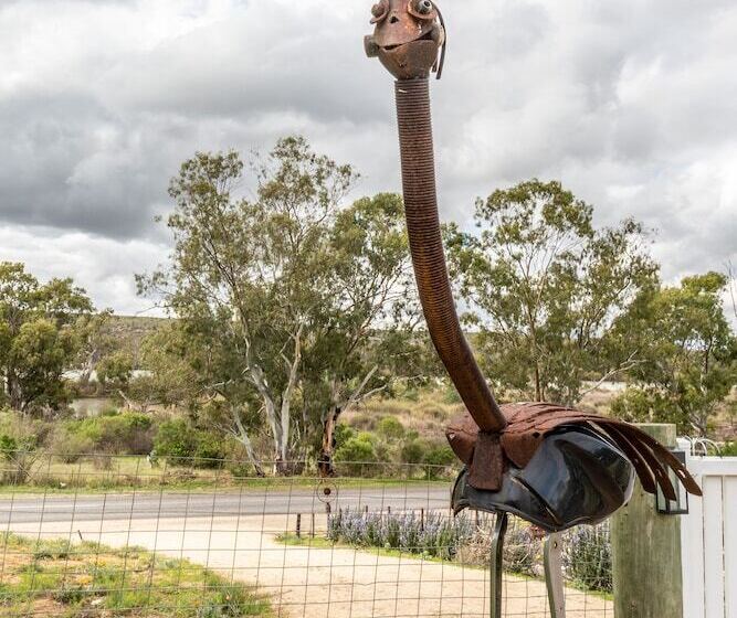 민박 Riverview House Younghusband