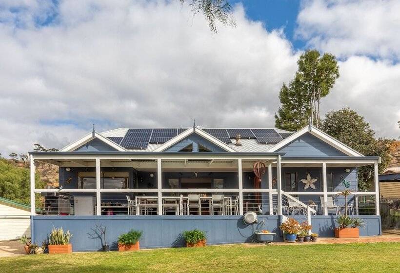 민박 Riverview House Younghusband